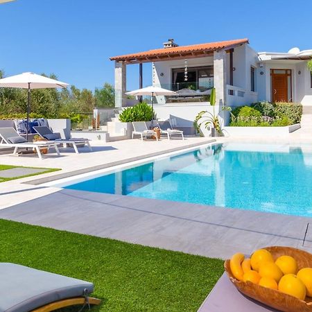 Villa Ampelaki - Premium Villa With Heated Pool Kounoupidhianá Buitenkant foto