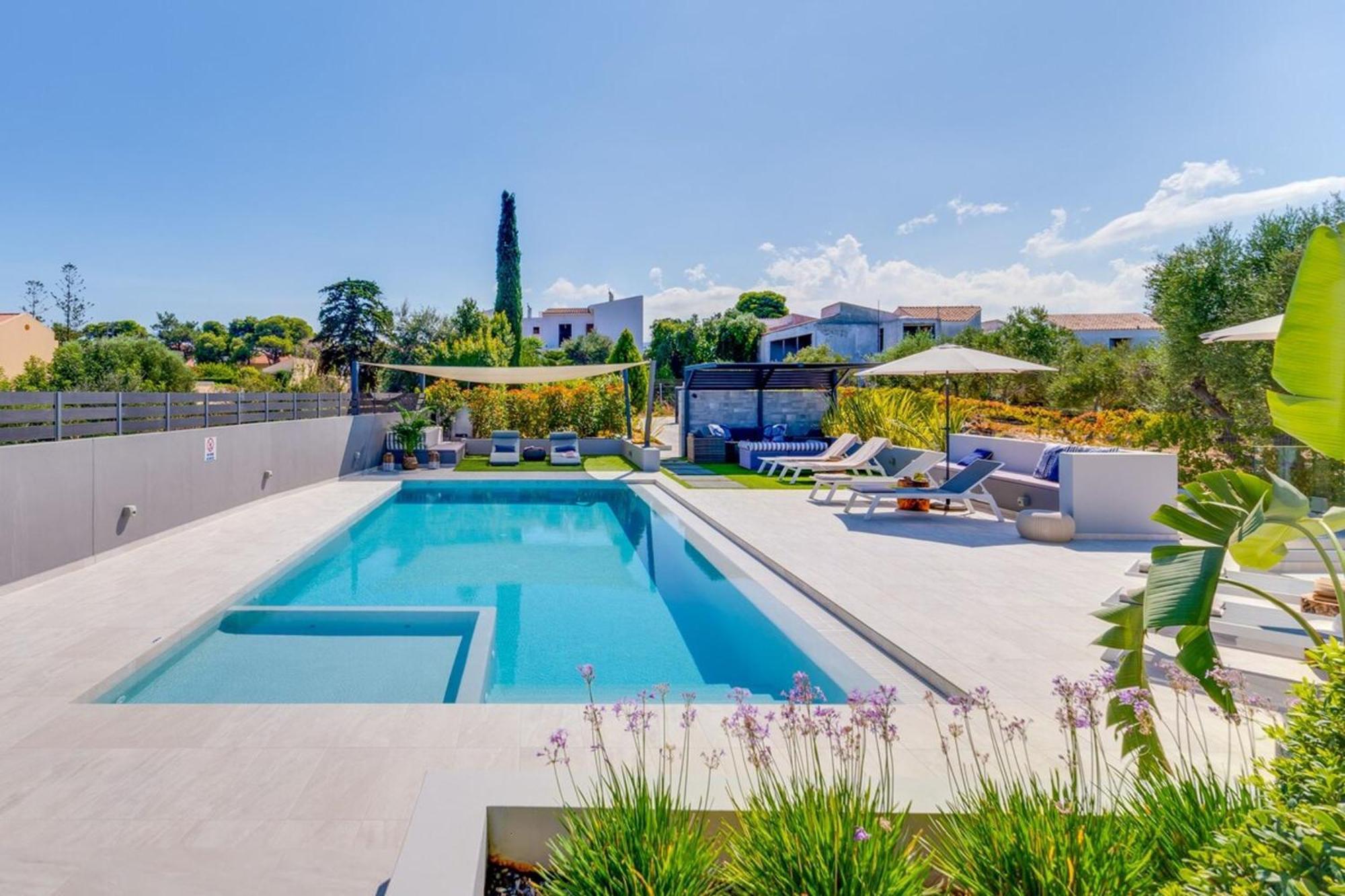 Villa Ampelaki - Premium Villa With Heated Pool Kounoupidhianá Buitenkant foto