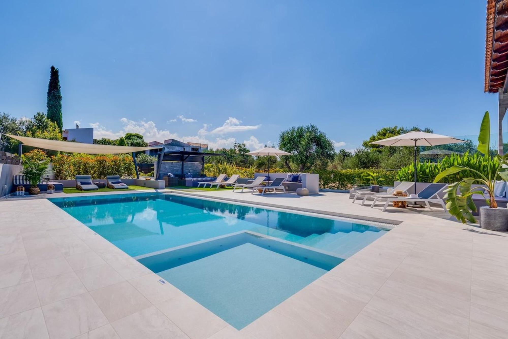 Villa Ampelaki - Premium Villa With Heated Pool Kounoupidhianá Buitenkant foto
